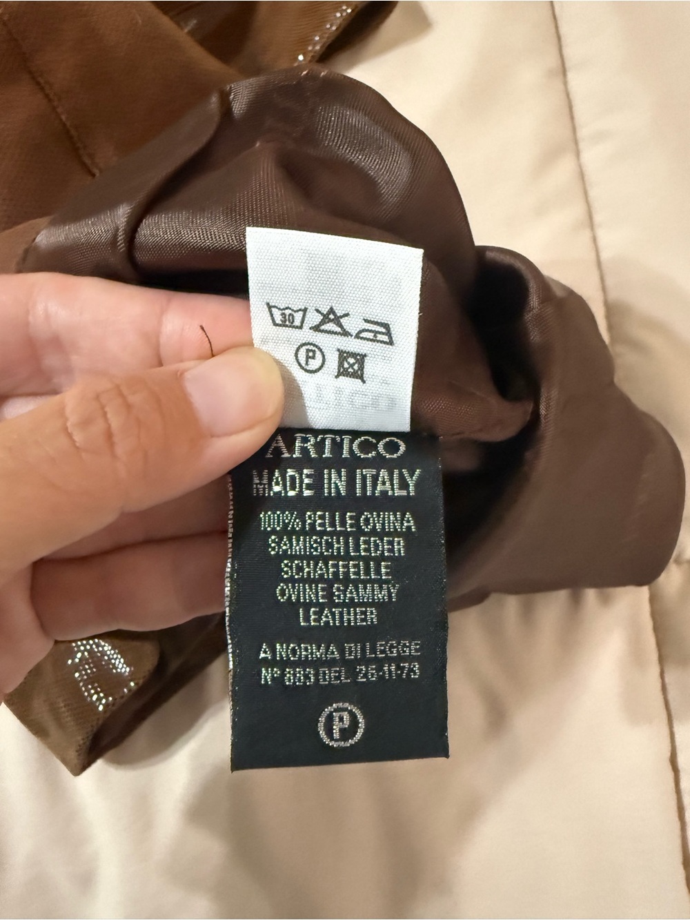 Artico brown leather button down vest - Picture 6 of 9